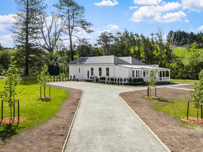 13 Ridgewater Lane, Matakana