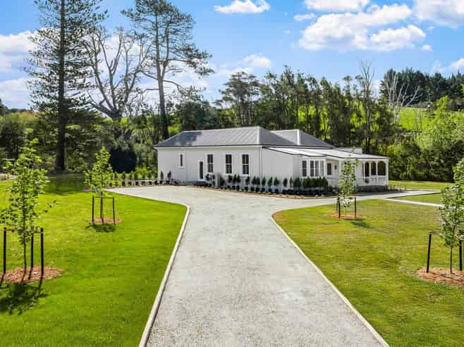 13 Ridgewater Lane, Matakana