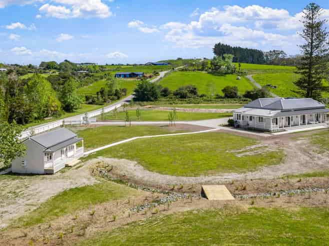 13 Ridgewater Lane, Matakana