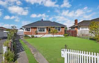 7 Cordelia Place, New Windsor