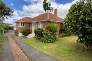 18 Haughey Ave, Three Kings