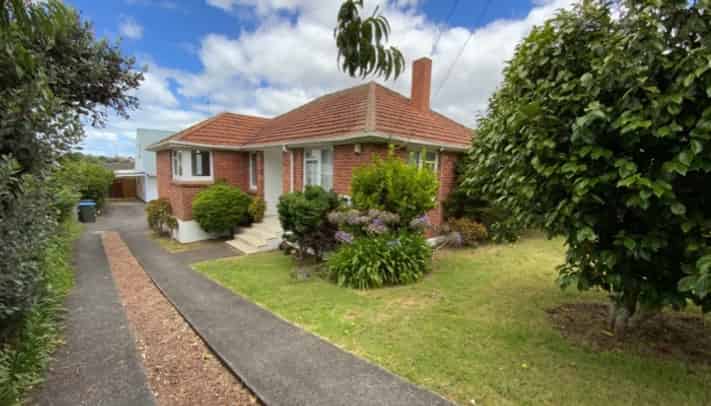 18 Haughey Ave, Three Kings