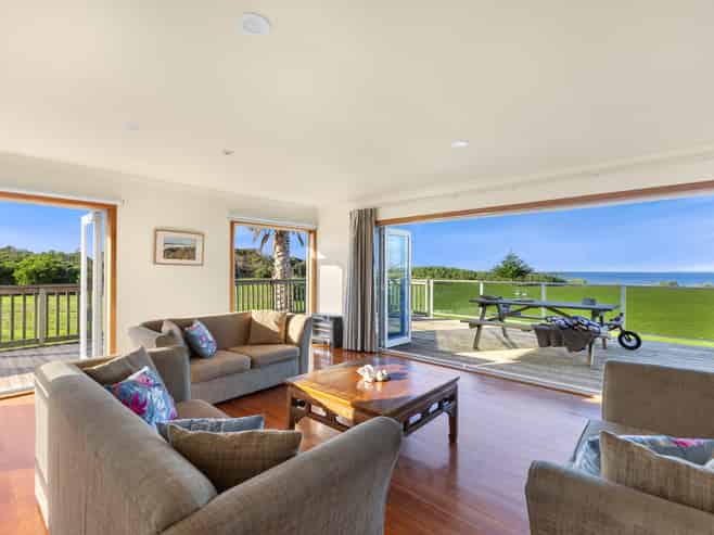 561 Henderson Bay Road, Pukenui