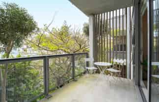 204/80 Riddiford Street, Newtown