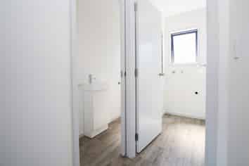4/200 Old Farm Road, Hamilton East