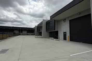 Warehouse + Office for Lease - Drury