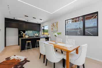 67C Forrest Hill Road, Milford