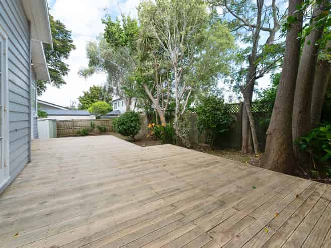 8B Quest Terrace, Three Kings