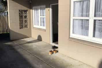 2/6 New Street, Hamilton East