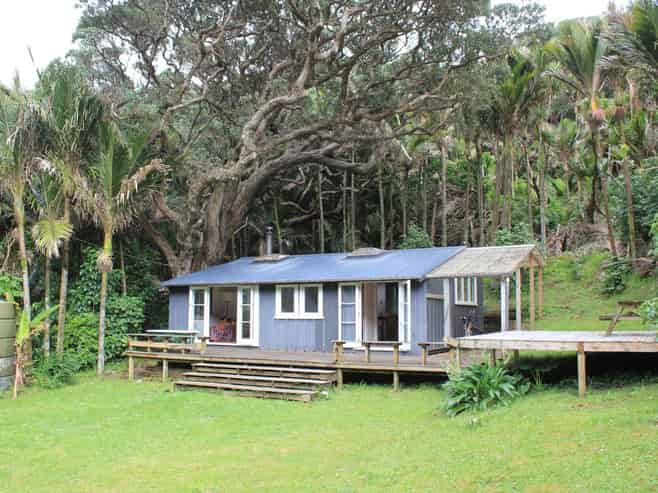 122 Garden Road, Piha