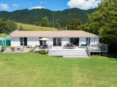 960 Whangaripo Valley Road, Wellsford