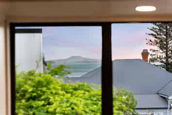 9 Rangitoto View Road, Cockle Bay