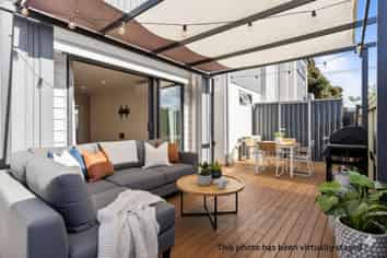 34A Waddell Avenue, Point England