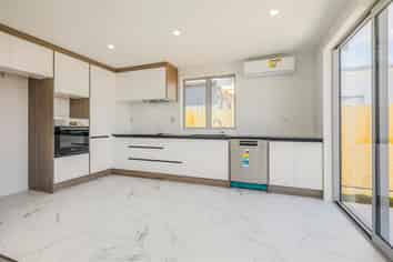 Auckland - Address withheld