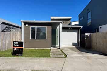 Auckland - Address withheld