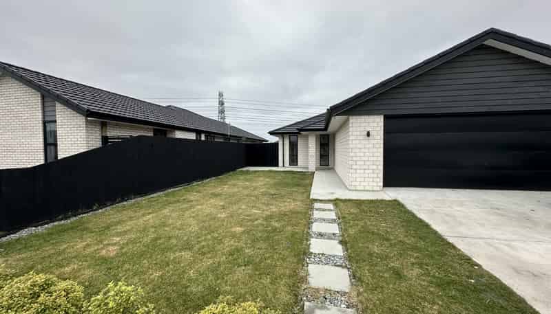 7 Reins Lane, Yaldhurst