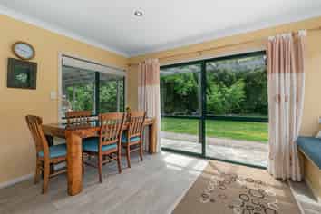 156A Great North Road, Kamo