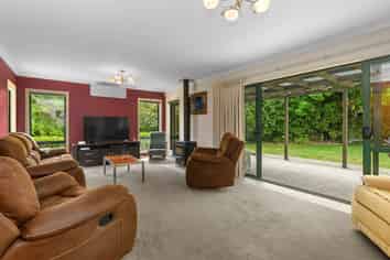 156A Great North Road, Kamo