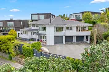 7 Parr Terrace, Castor Bay