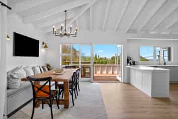 7 Parr Terrace, Castor Bay