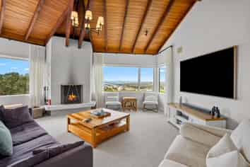 7 Parr Terrace, Castor Bay