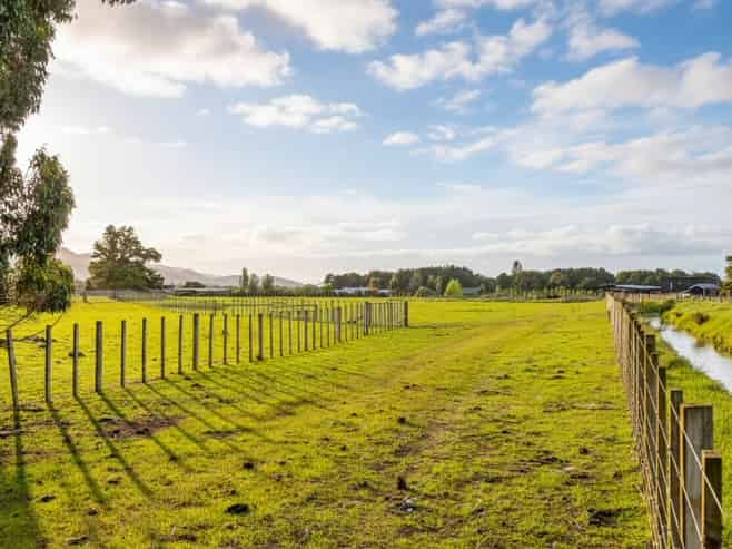 284 Woodside Road, Greytown