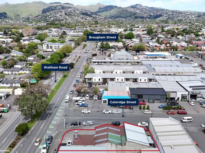 Corner profile industrial – for lease