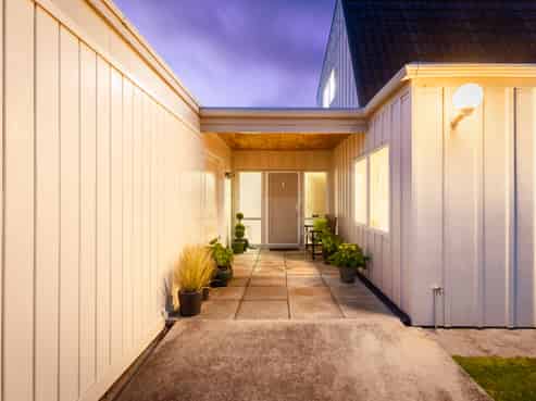 115 Field Way, Waikanae Beach