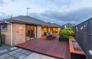 6 Trusham Court, Paraparaumu