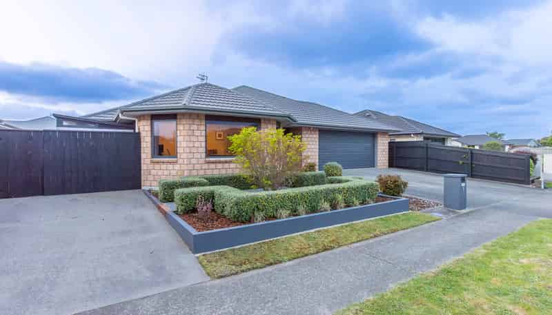 6 Trusham Court, Paraparaumu