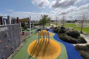 Auckland - Address withheld