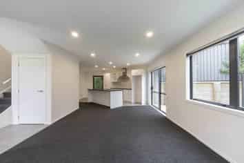 2/5 The Link, Flagstaff