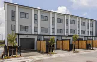 9 Mataitai Road, Hobsonville