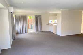 2A Fencotie Place, Northpark