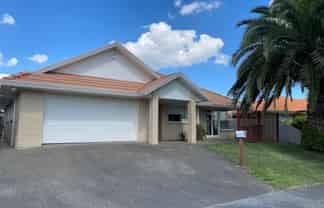 2A Fencotie Place, Northpark