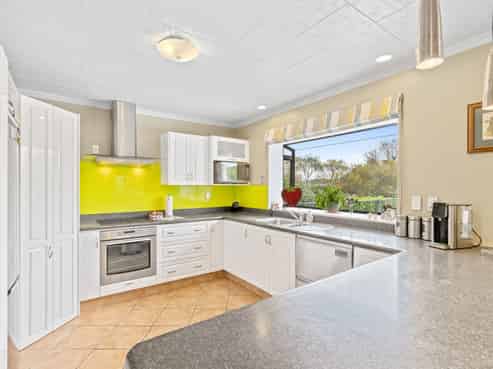 40 Gordon Place, LEVIN