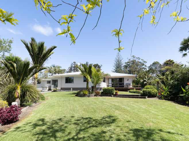 282 Girls High School Road, Pukehuia
