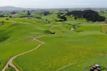 782 Mangare Road, Wharepapa South