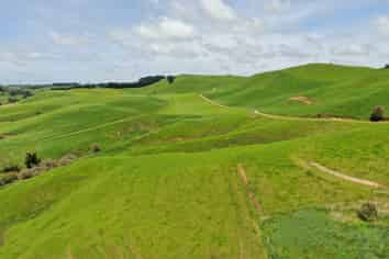 782 Mangare Road, Wharepapa South