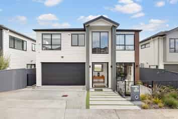 11 Black Shed Road, Flat Bush