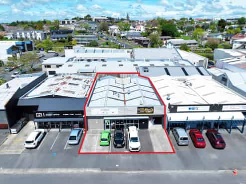 Freehold Investment on Somerset