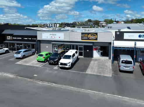 Freehold Investment on Somerset