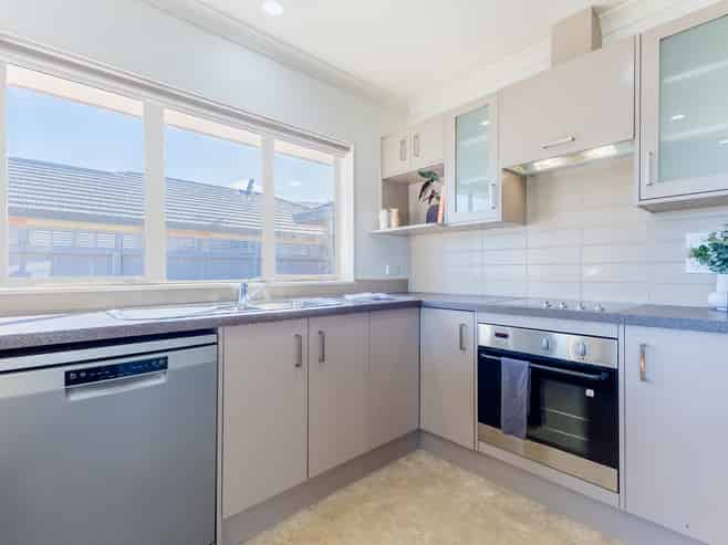 15 Balmerino Grove, Waikanae