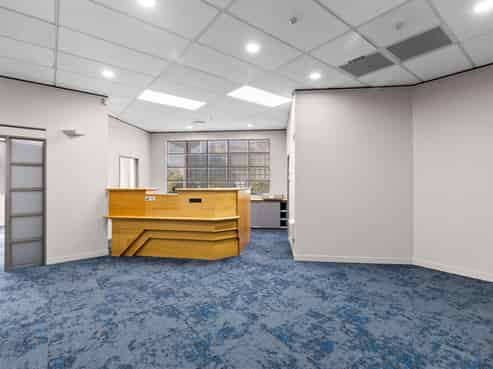 For lease: offices with sinks for health/wellness