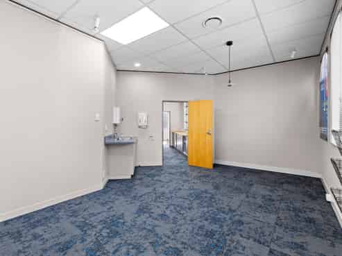 For lease: offices with sinks for health/wellness