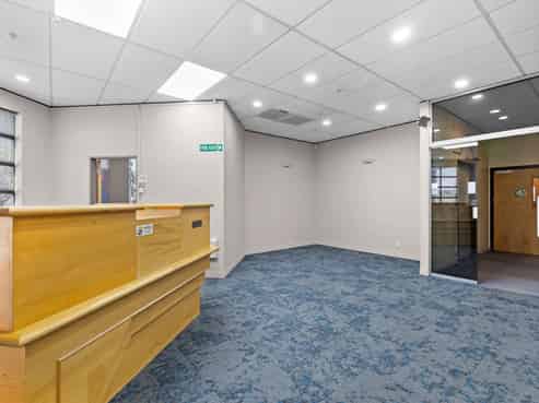 For lease: offices with sinks for health/wellness