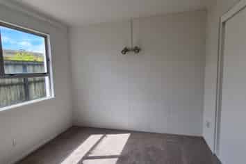 3/17A Carnot Street, Glenholme