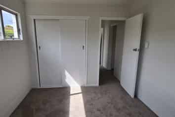 3/17A Carnot Street, Glenholme