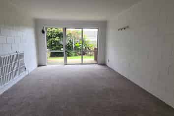 3/17A Carnot Street, Glenholme