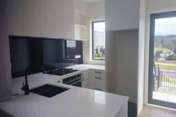 22 Tahere Road, Flat Bush